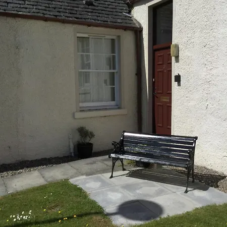 Courtyard Cottage Free Parking Inverness Exterior photo