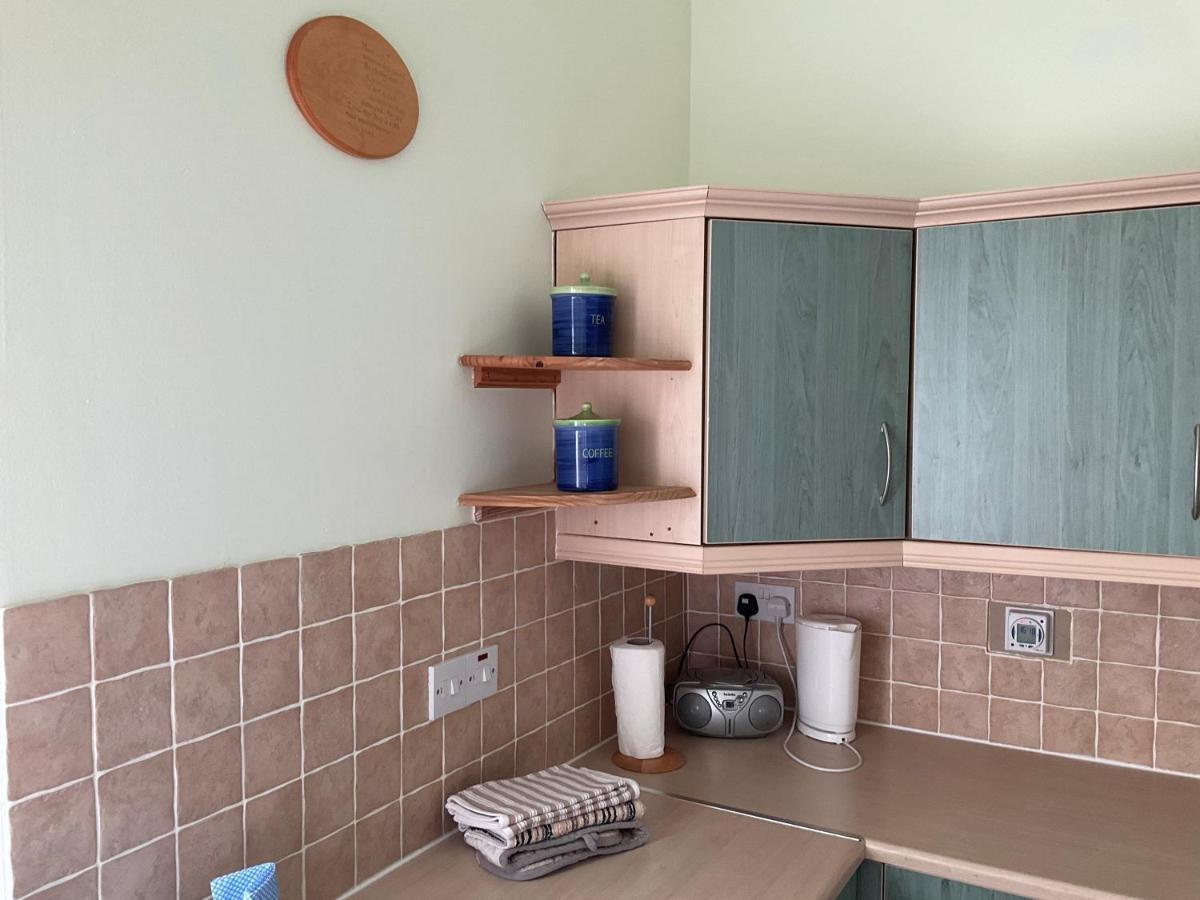 Courtyard Free Parking Apartamento Inverness